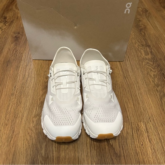 ON CLOUD 5 COAST white running athletic training shoes sneakers women’s 7.5 new - Picture 7 of 8